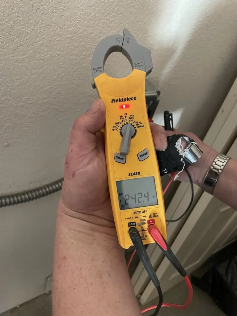 Voltage testing with clamp meter during Aluminum Wiring Replacement in Lake Bluff